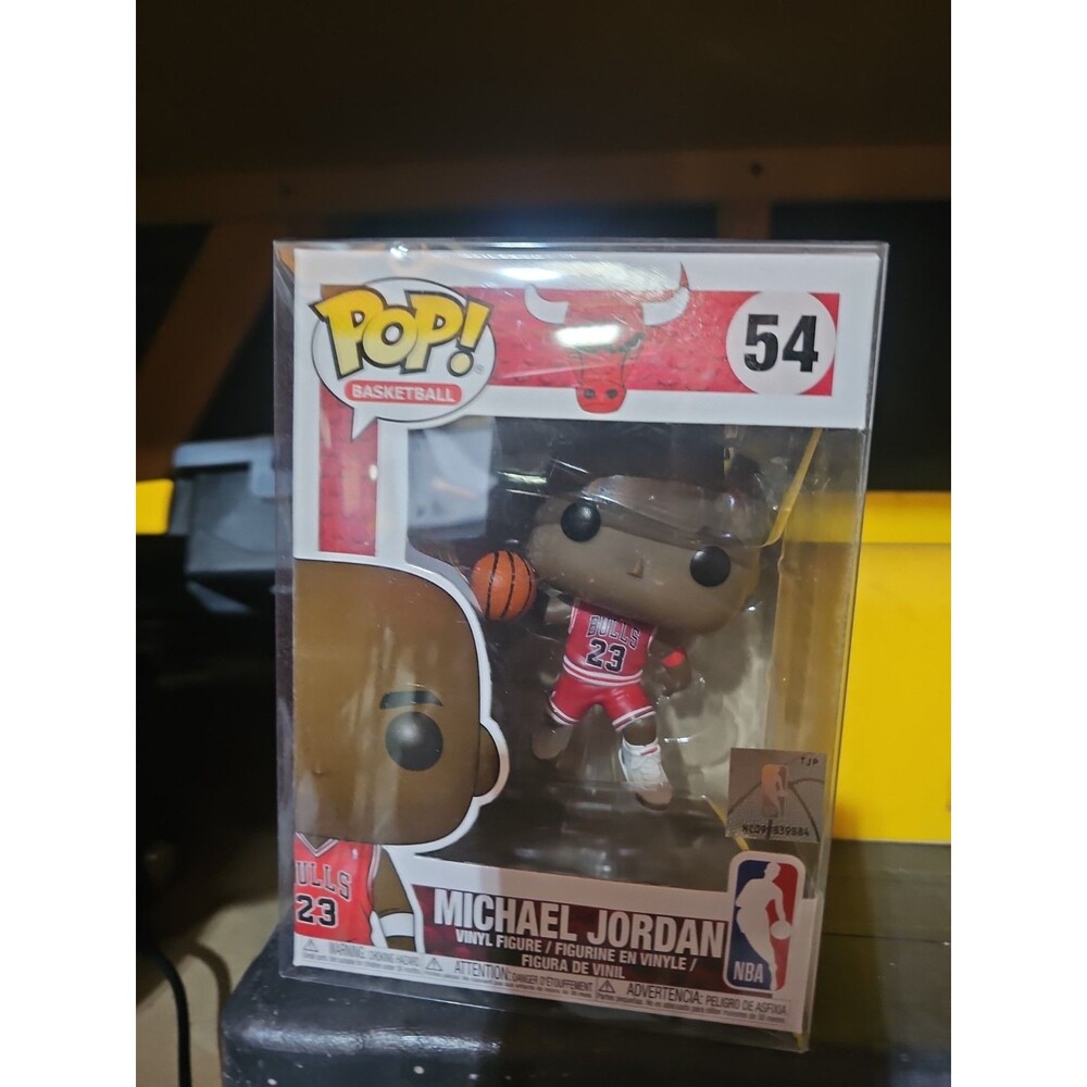 Funko Pop! Sports Michael Jordan Chicago Bulls NBA Vinyl Figure #54